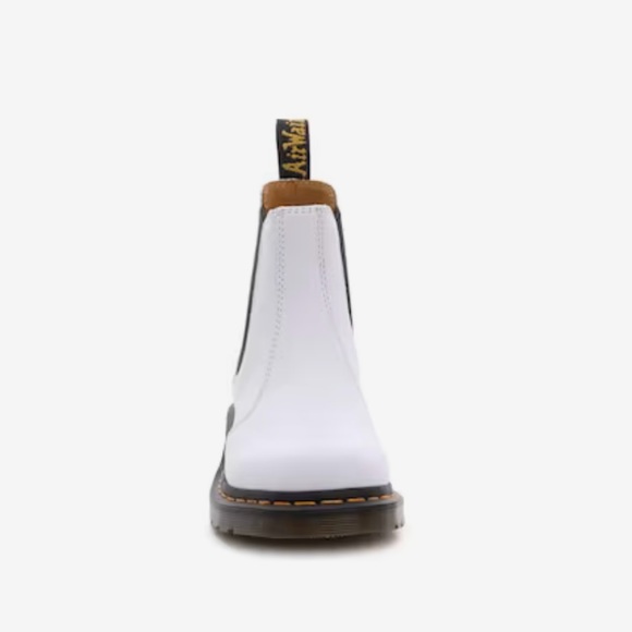 Dr. Martens 2976 Chelsea Boot - Women's - authentic all NWT 🤍 - Picture 4 of 9